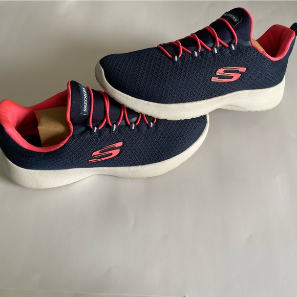 Skecher Summit Women’s Size 8 Navy and Pink - Picture 5 of 7